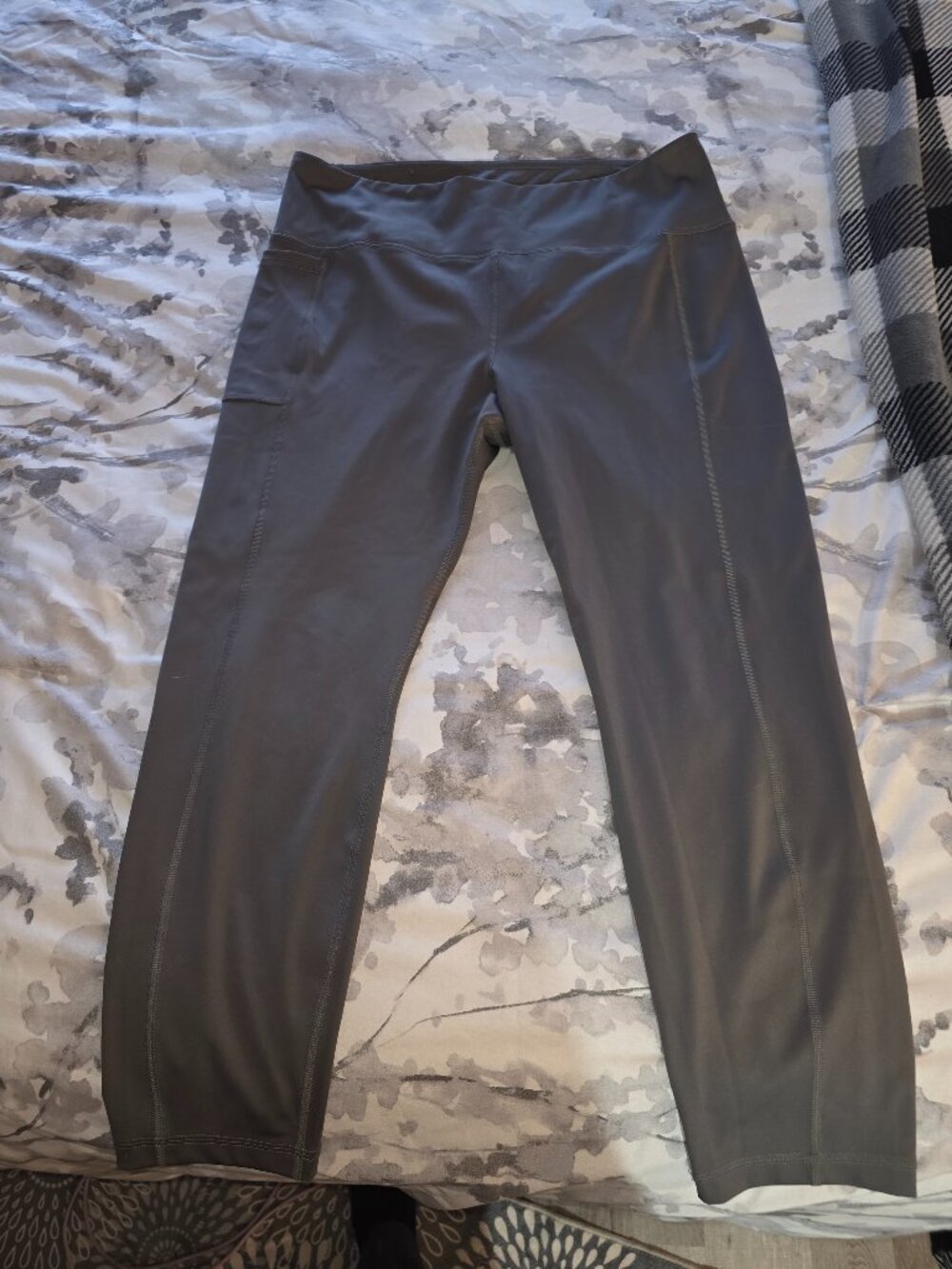 Columbia Workout Pants
